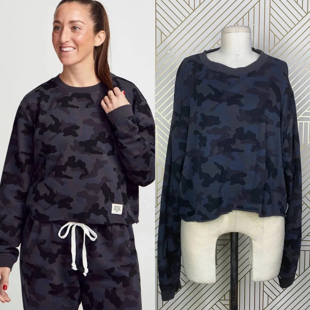 SoulCycle Casey Cropped Camo Print Sweatshirt Black Gray Size US Large